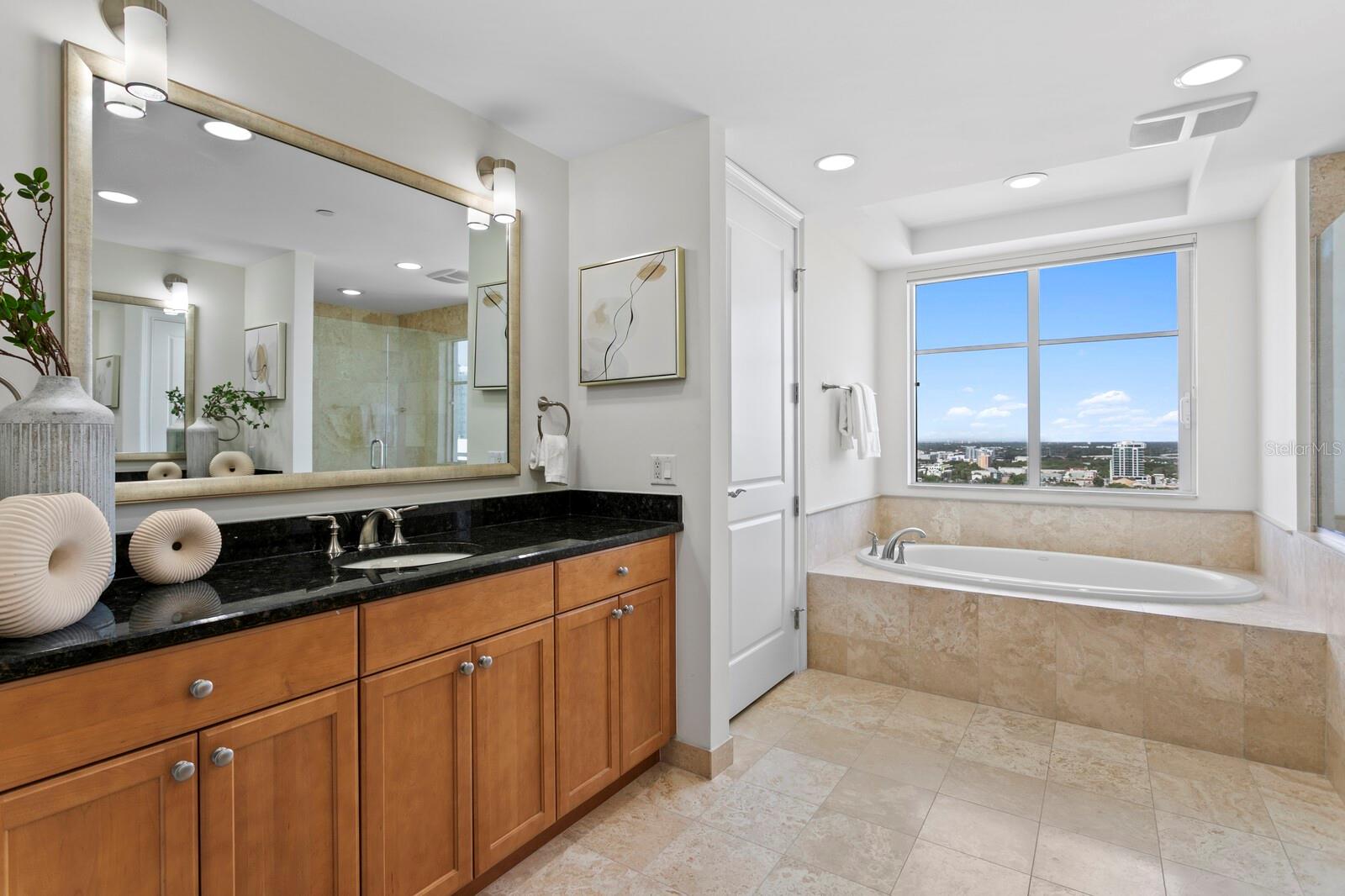 PARKSHORE PLAZA CONDO - Residential