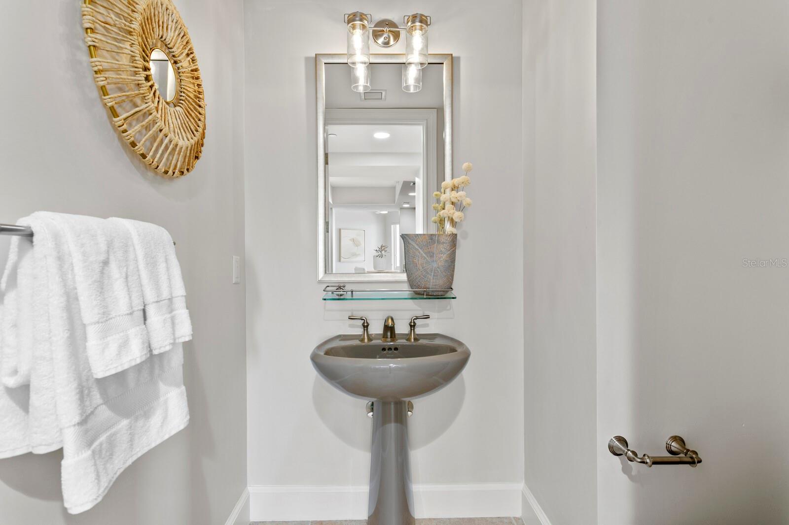 PARKSHORE PLAZA CONDO - Residential