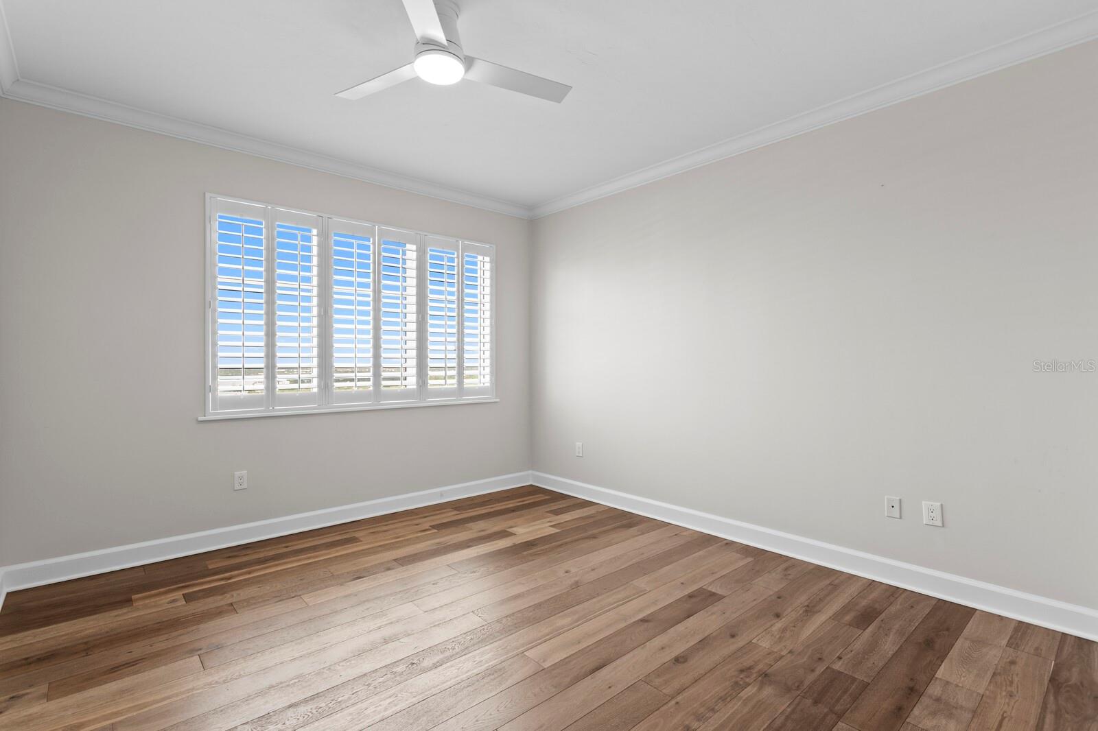 PARKSHORE PLAZA CONDO - Residential