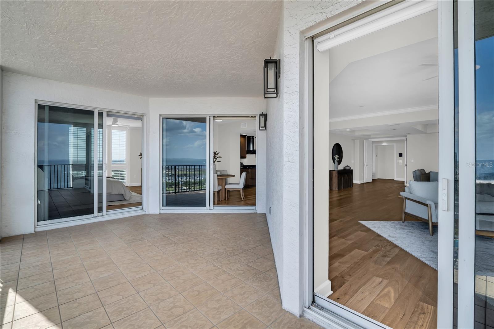 PARKSHORE PLAZA CONDO - Residential