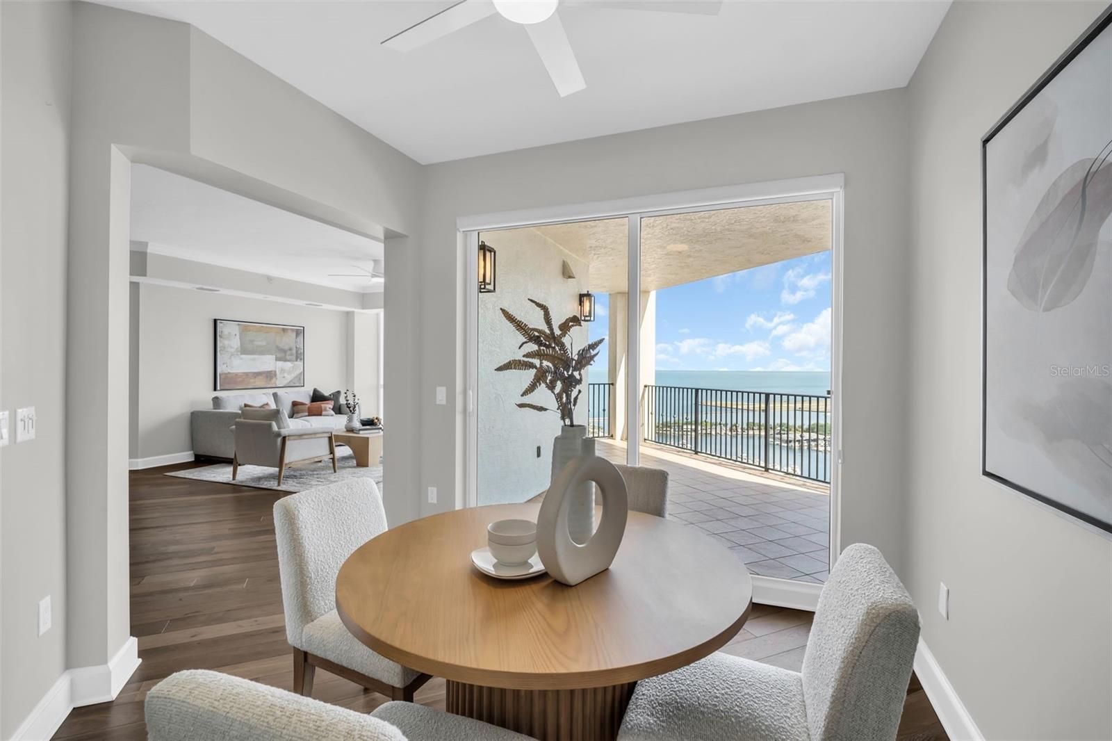 PARKSHORE PLAZA CONDO - Residential