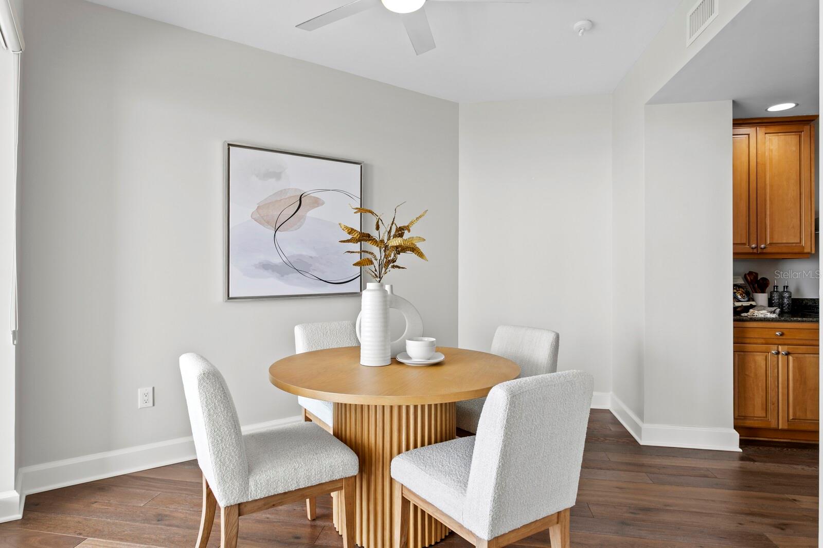 PARKSHORE PLAZA CONDO - Residential