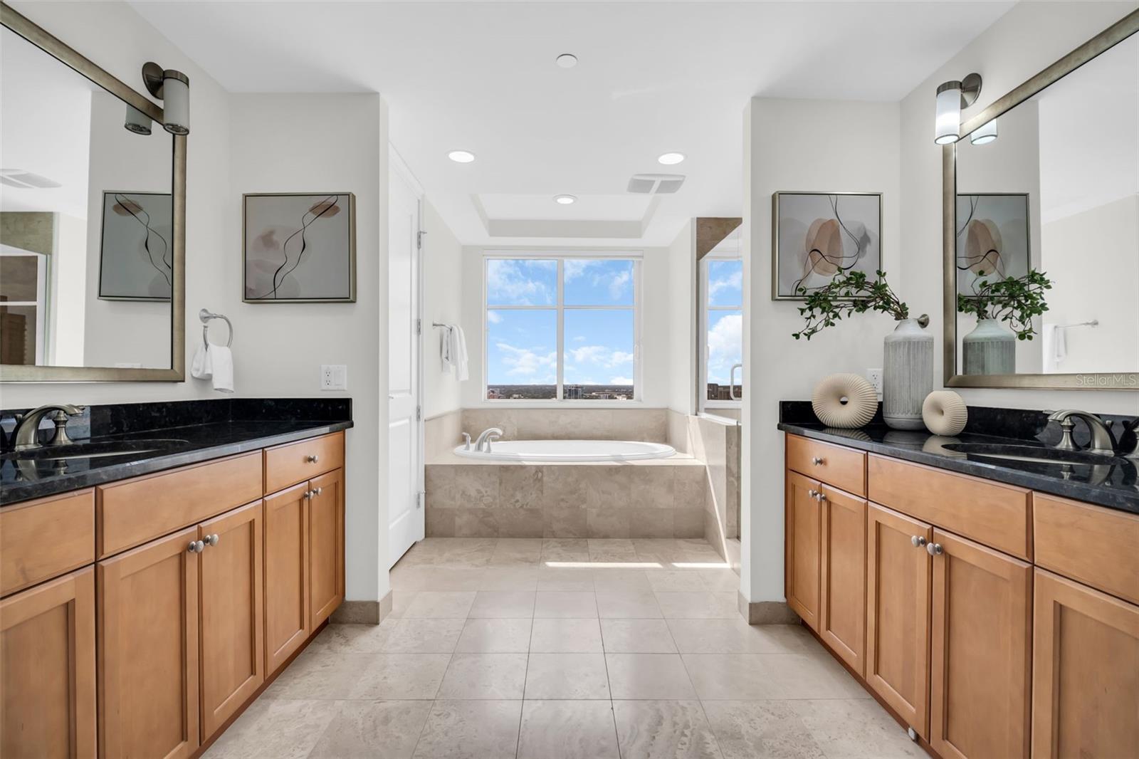 PARKSHORE PLAZA CONDO - Residential