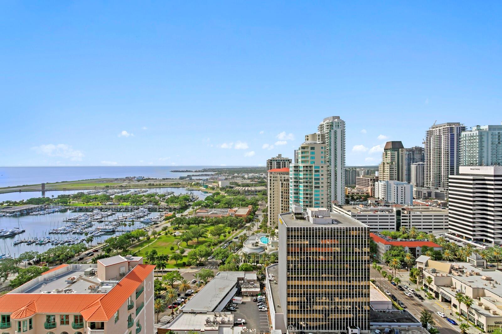 PARKSHORE PLAZA CONDO - Residential