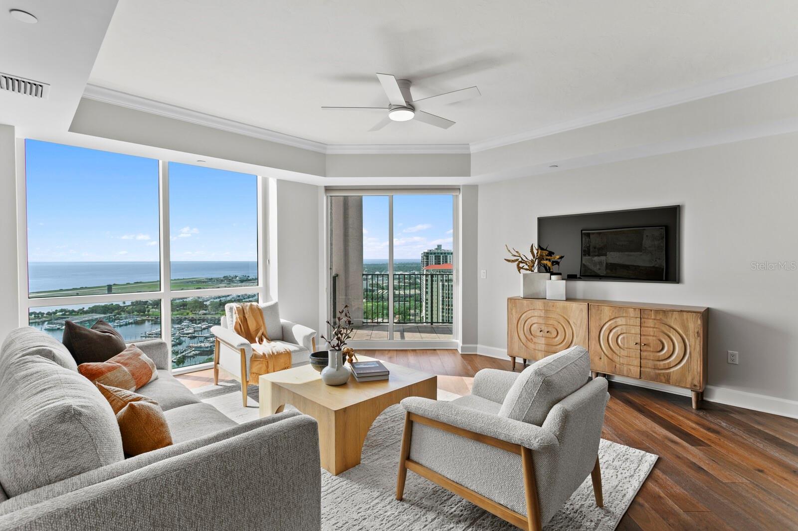 PARKSHORE PLAZA CONDO - Residential