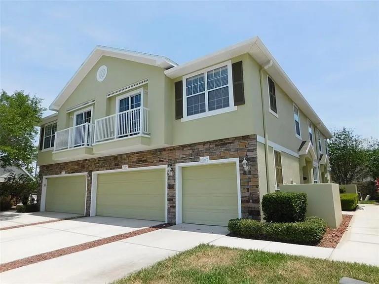 BAY BREEZE COVE - Residential Lease