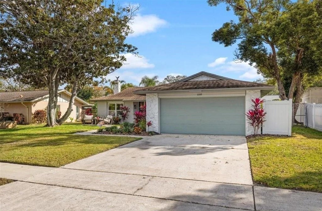 Photo of 11145 Bella Loma Drive, Largo, FL 33774 (MLS # TB8533270)