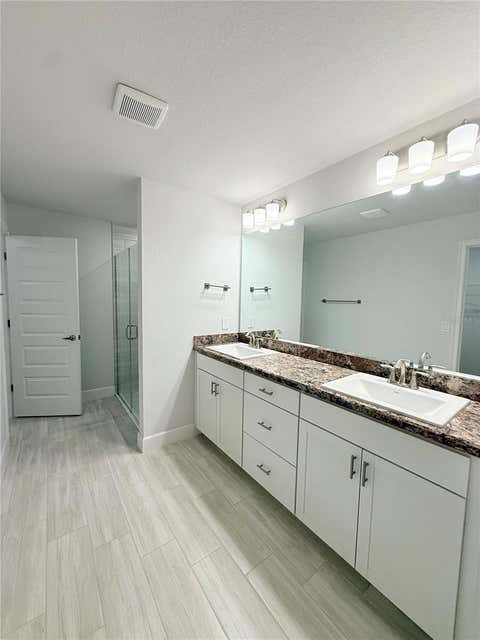 Tiny photo for 8797 SE 161st Place, Summerfield, FL 34491 (MLS # OM728880)