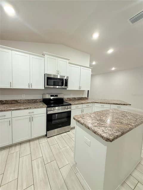 Tiny photo for 8797 SE 161st Place, Summerfield, FL 34491 (MLS # OM728880)