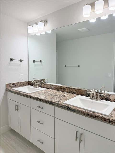 Tiny photo for 8797 SE 161st Place, Summerfield, FL 34491 (MLS # OM728880)