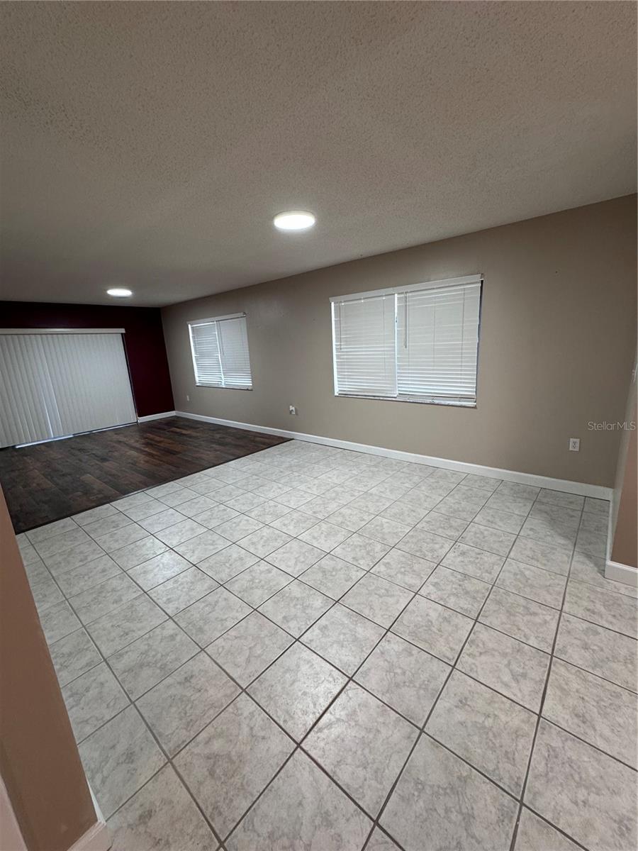 YORKTOWN AT BEACON PLACE - Residential