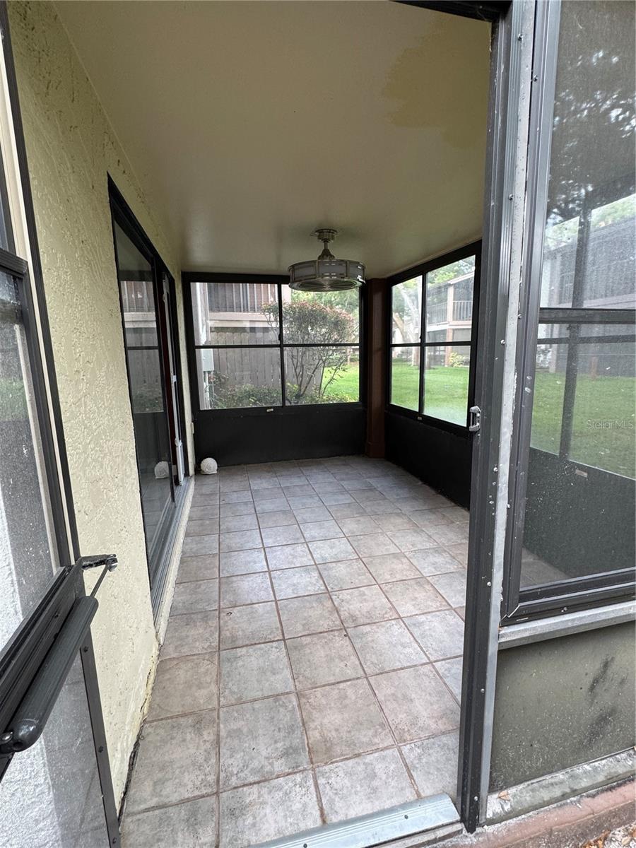 YORKTOWN AT BEACON PLACE - Residential