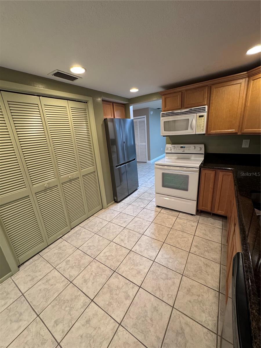 YORKTOWN AT BEACON PLACE - Residential