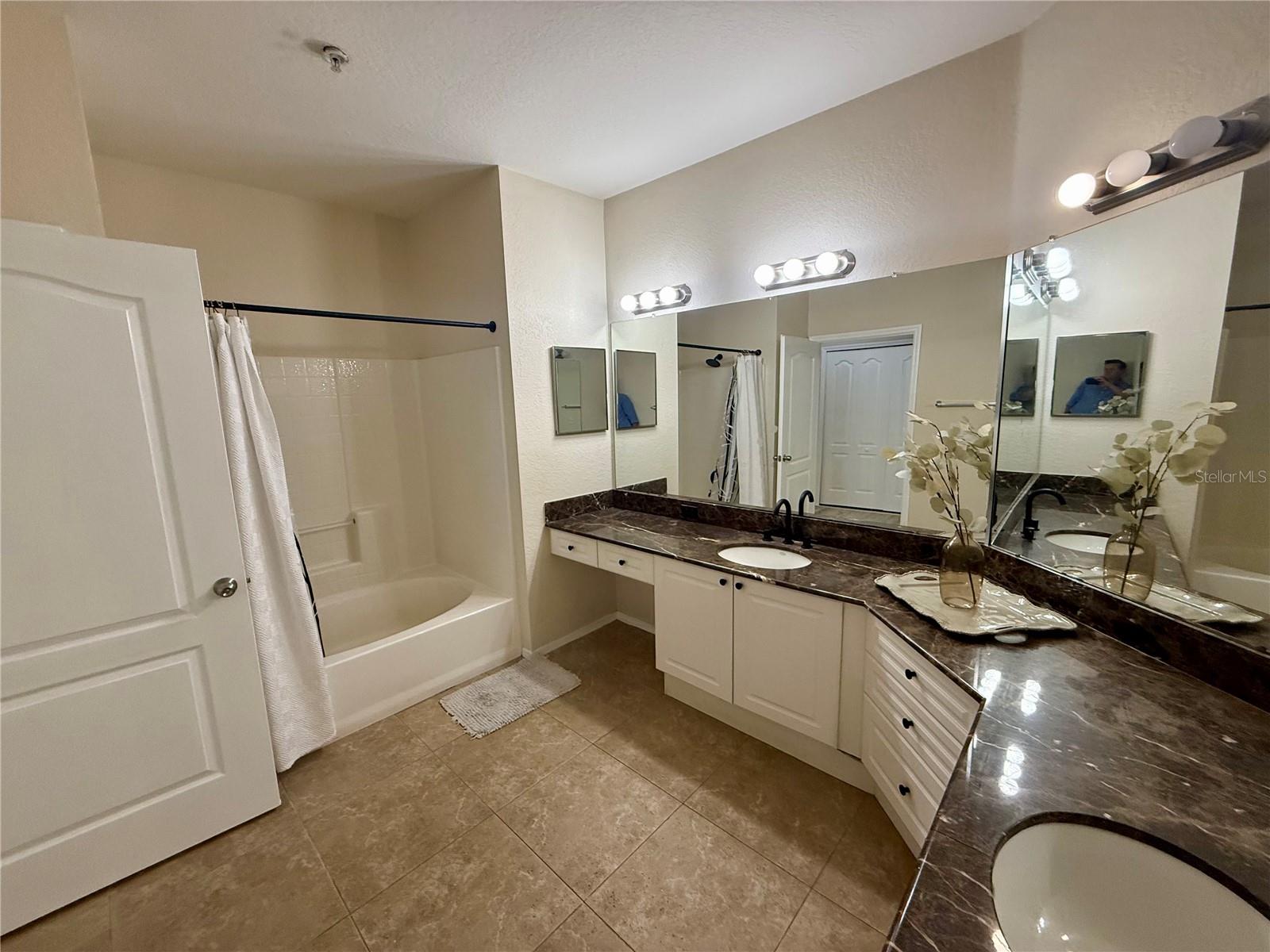 GRAND BELLAGIO AT BAYWATCH CONDO THE - Residential Lease