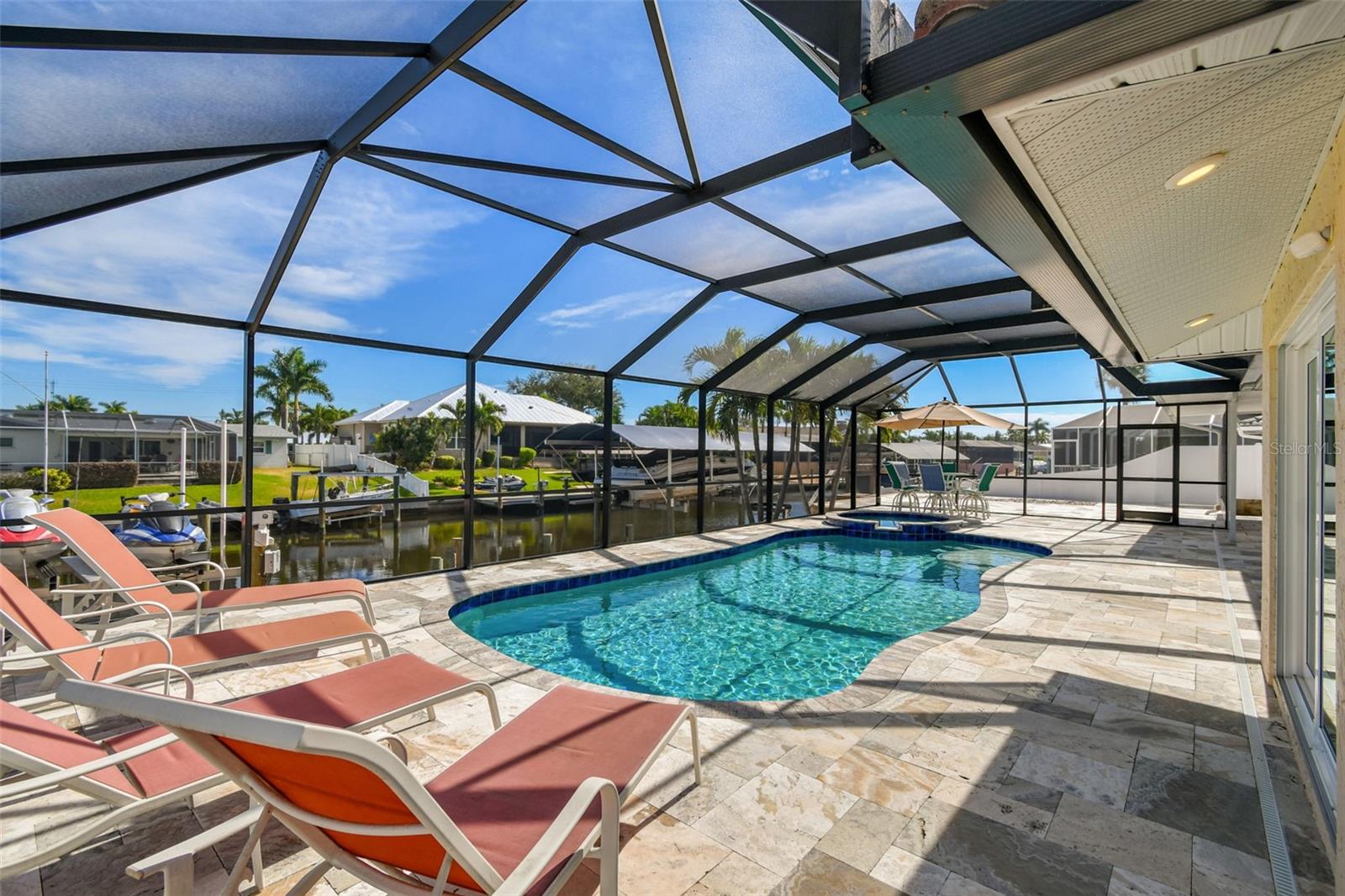 CORAL SHORES - Residential