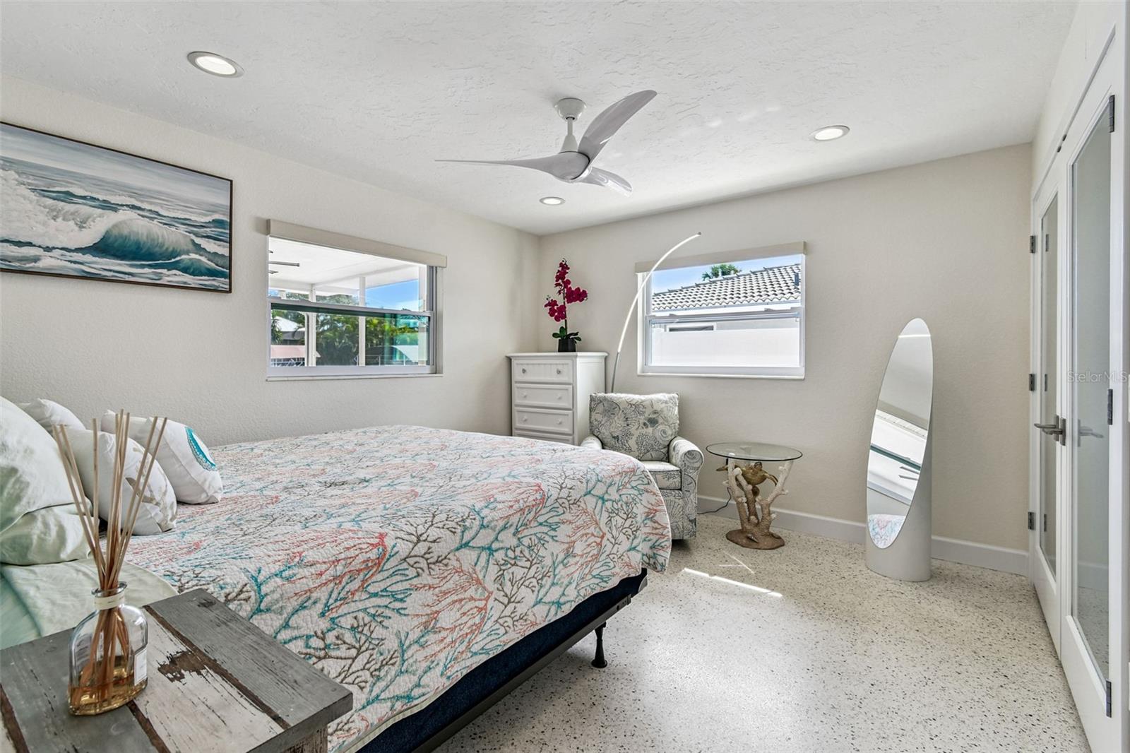 CORAL SHORES - Residential