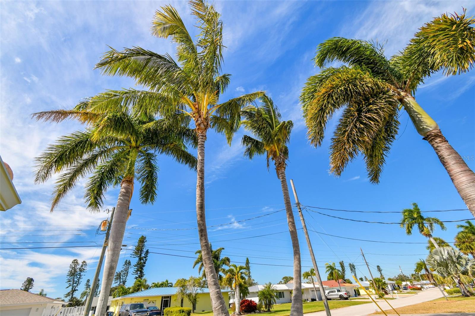 CORAL SHORES - Residential