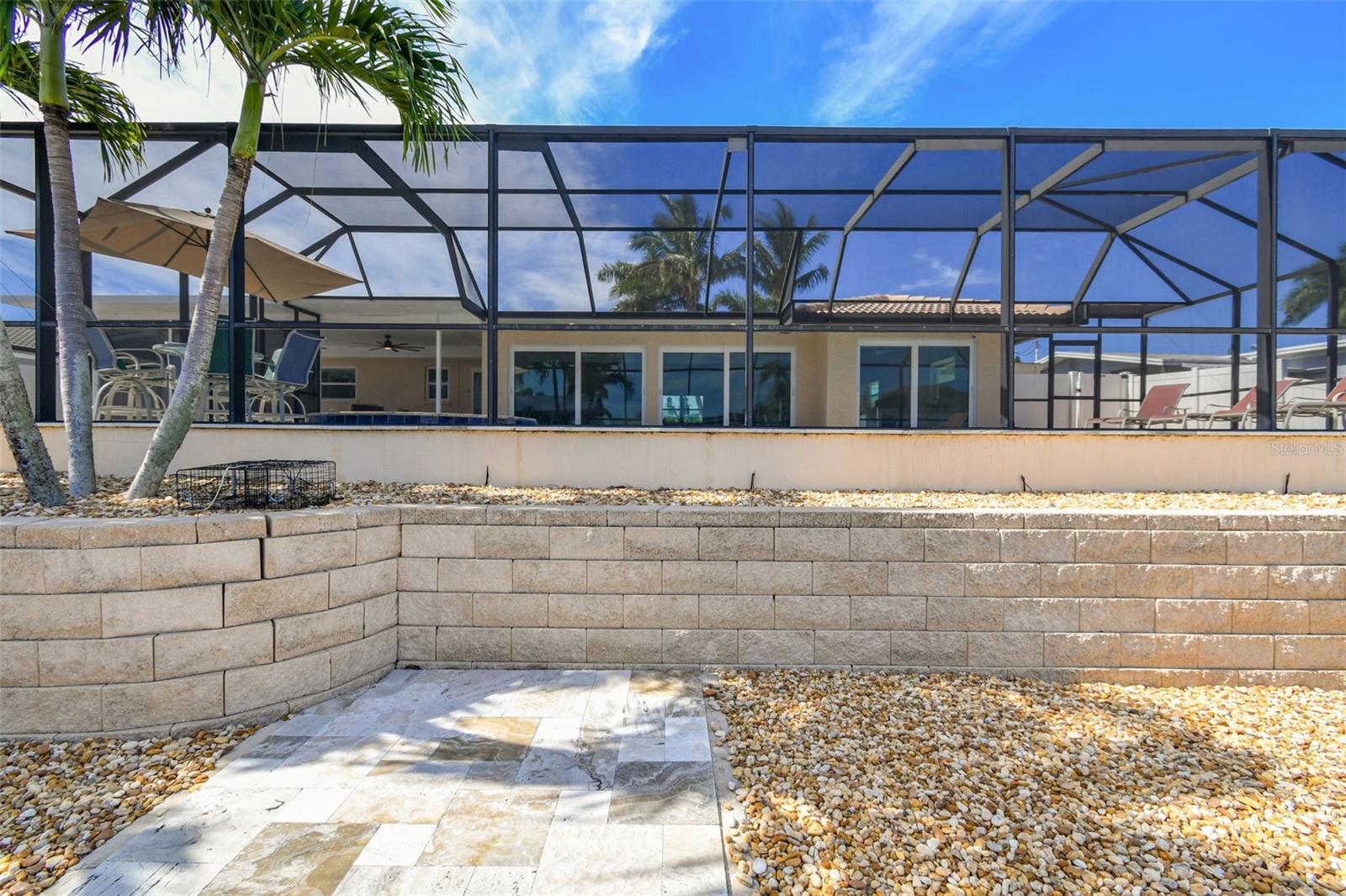 CORAL SHORES - Residential