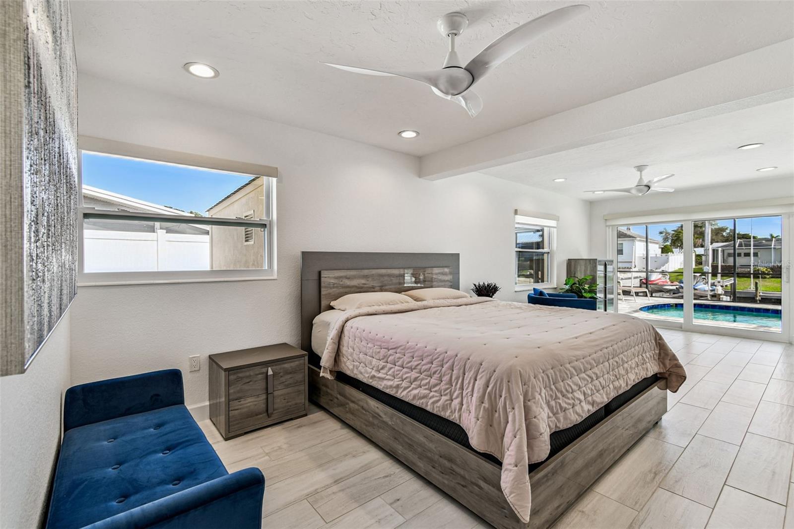 CORAL SHORES - Residential