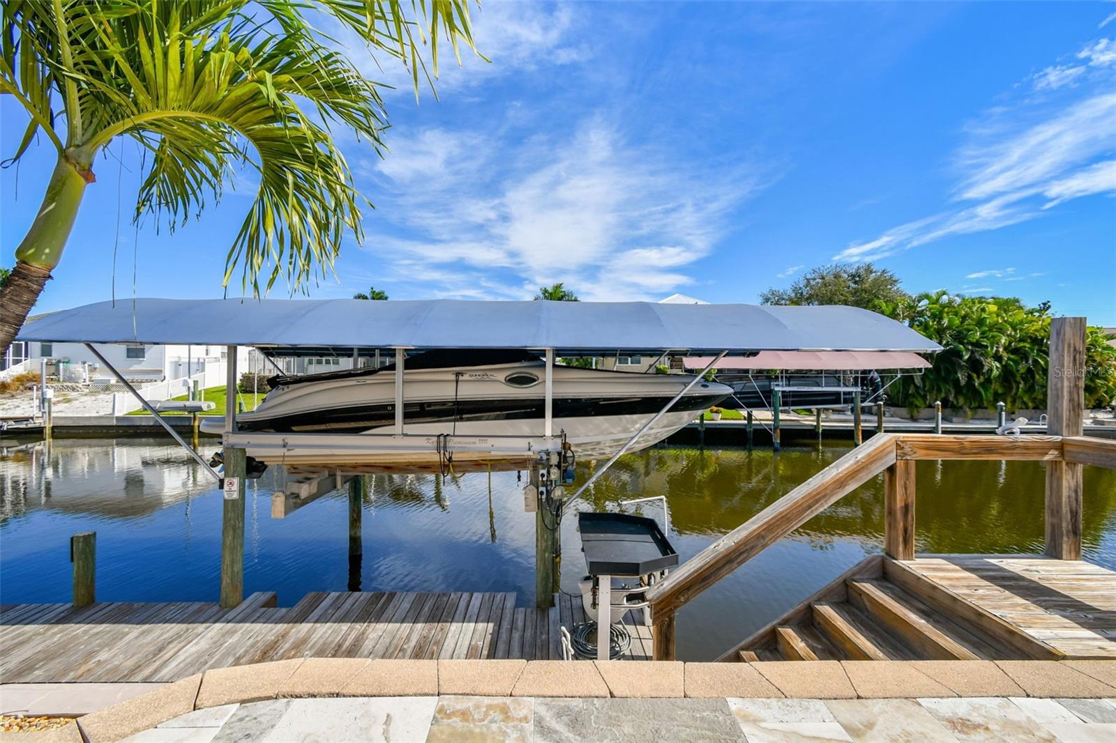 CORAL SHORES - Residential