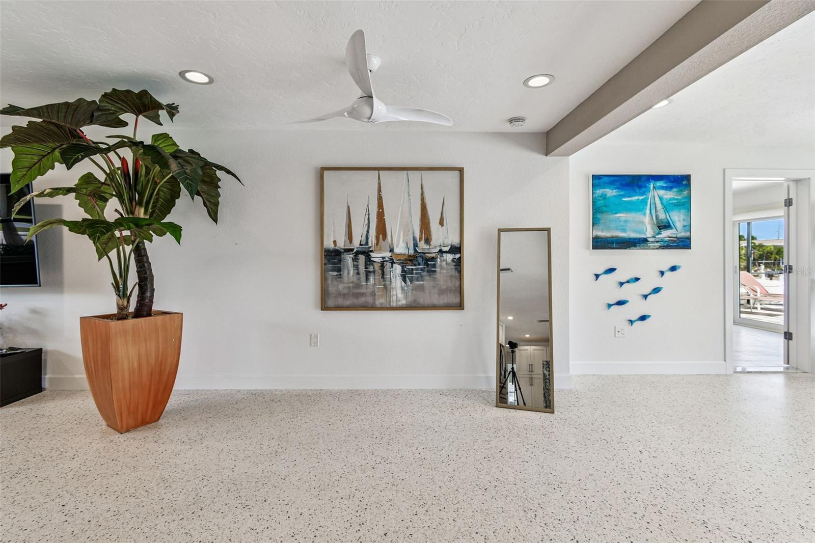 CORAL SHORES - Residential