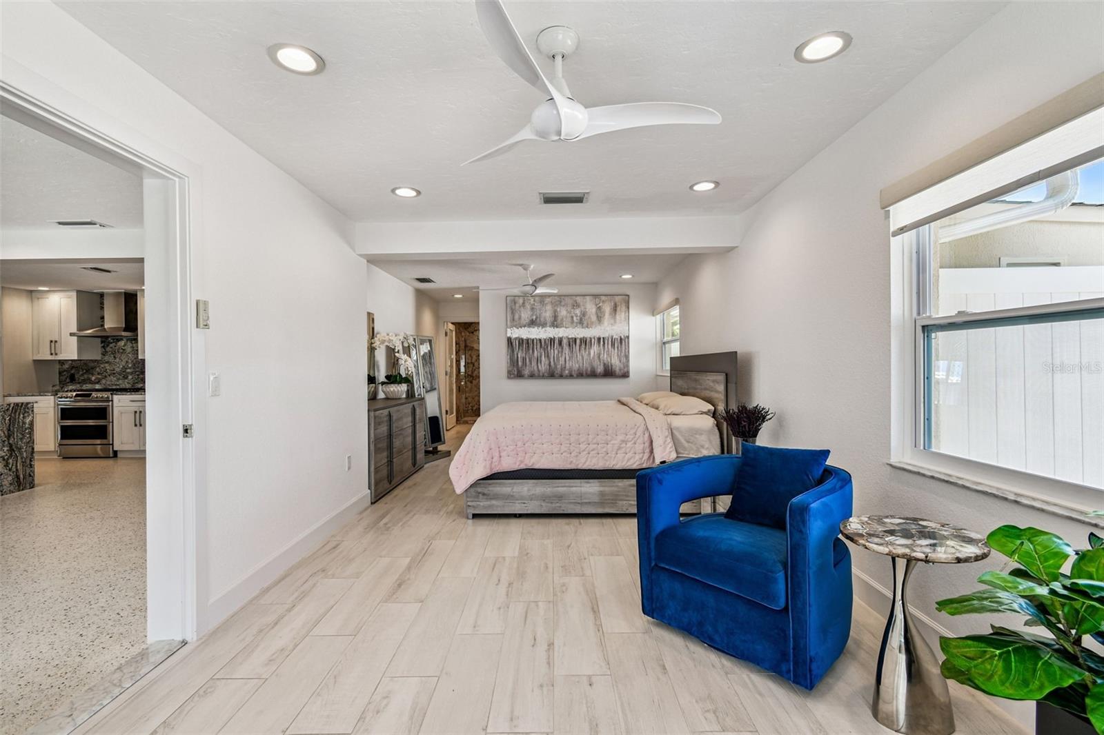 CORAL SHORES - Residential