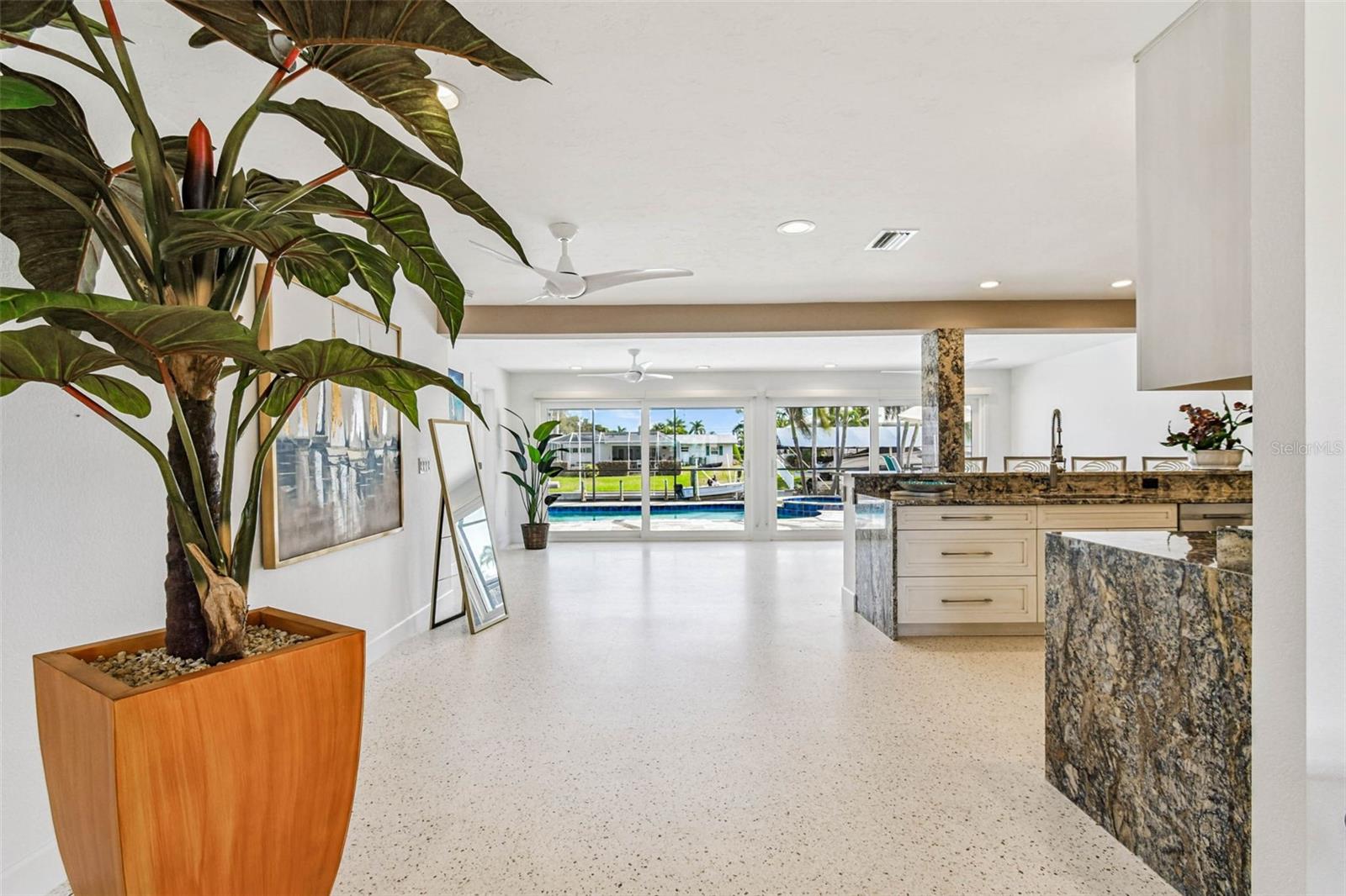 CORAL SHORES - Residential