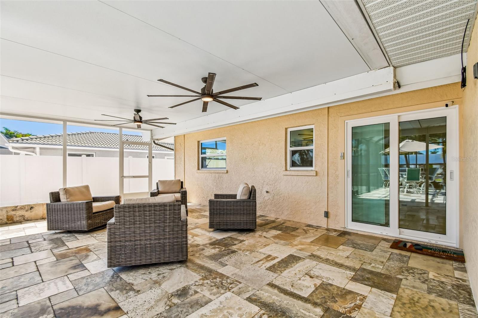 CORAL SHORES - Residential