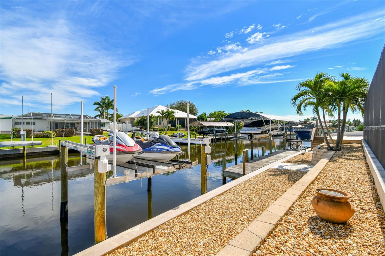 CORAL SHORES - Residential