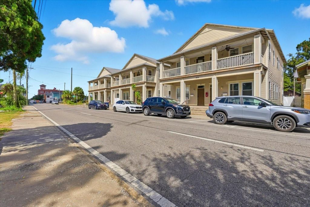 Photo of 1808 E Columbus Drive #5, Tampa, FL 33605 (MLS # TB8439114)