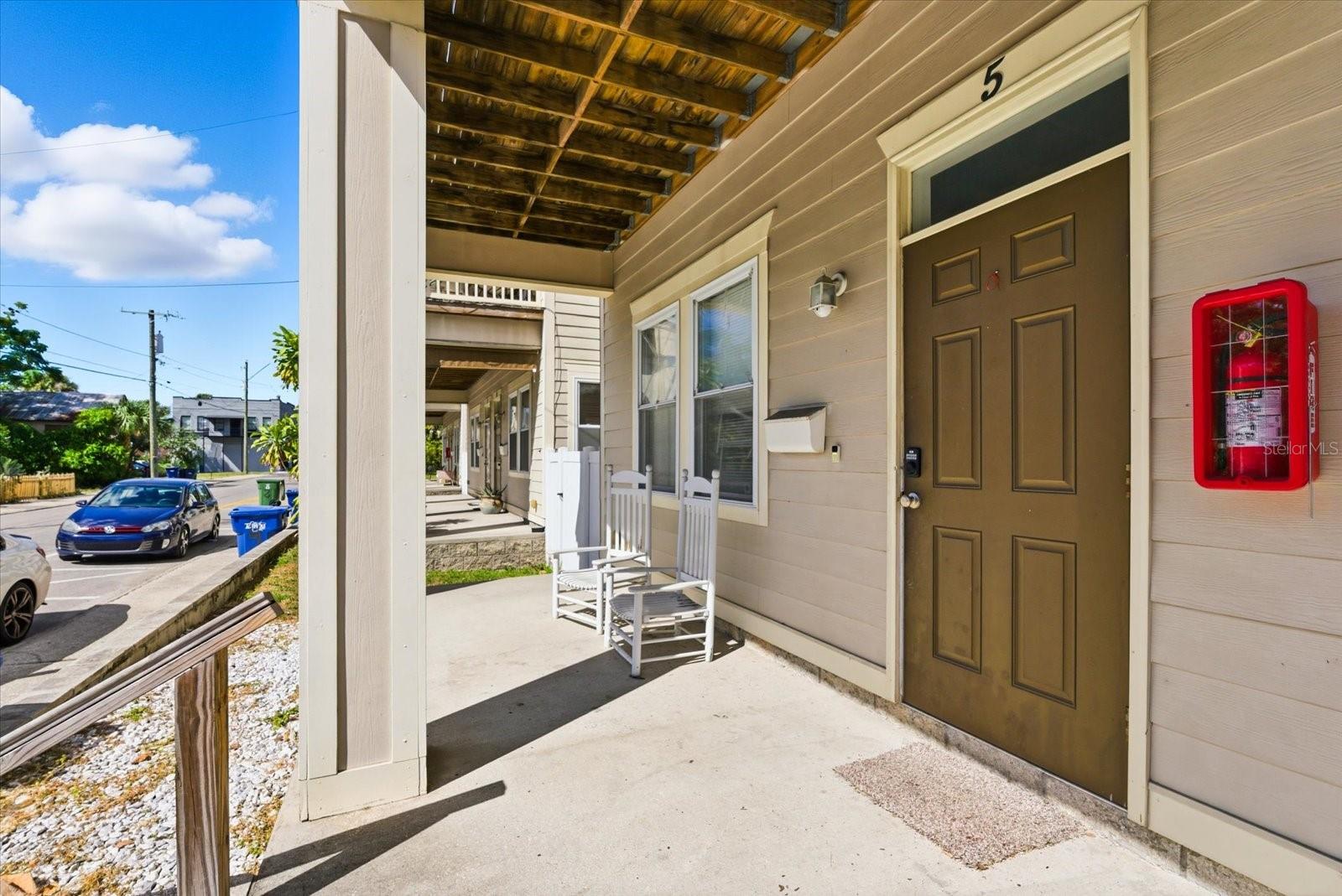 GIUSTOS TWNHMS - Residential Income