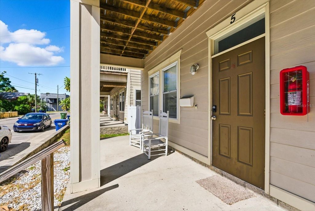 Photo of 1808 E Columbus Drive #5, Tampa, FL 33605 (MLS # TB8439114)