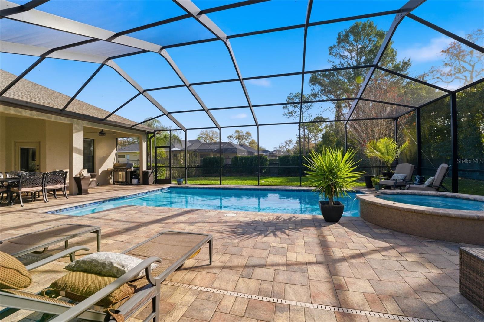 PLANTATION ESTATES - Residential