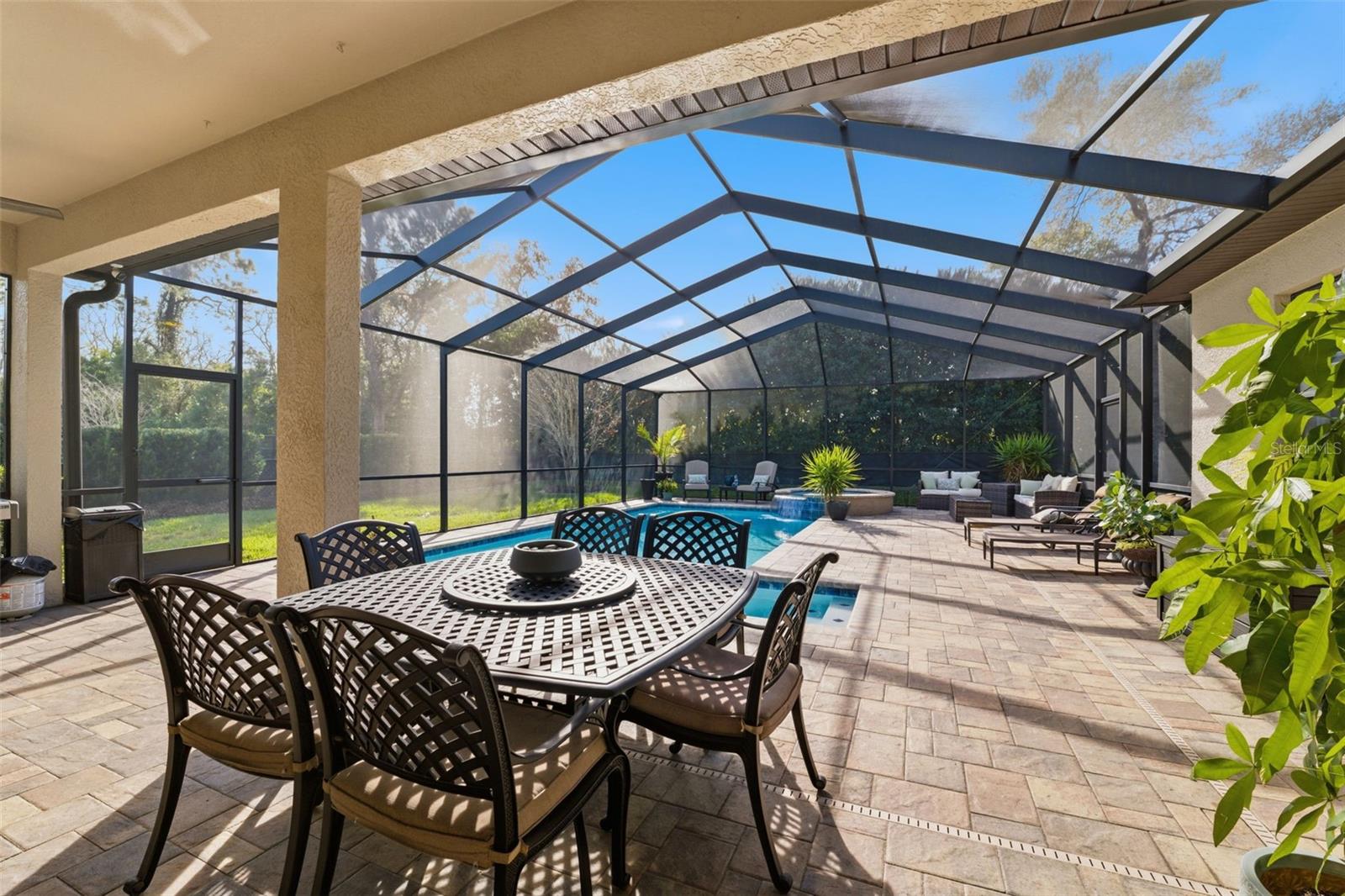 PLANTATION ESTATES - Residential