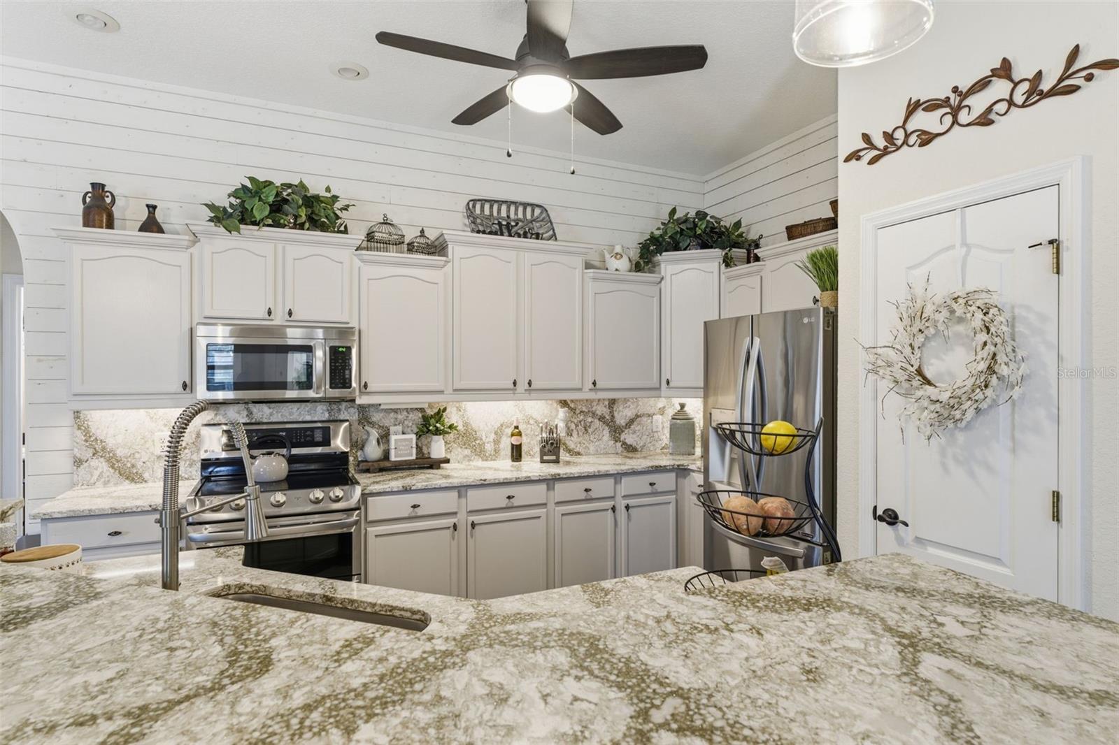 PLANTATION ESTATES - Residential