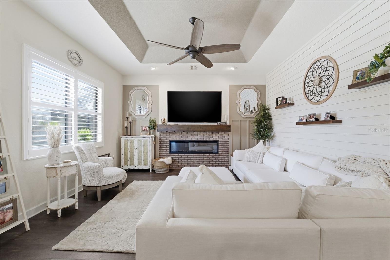 PLANTATION ESTATES - Residential