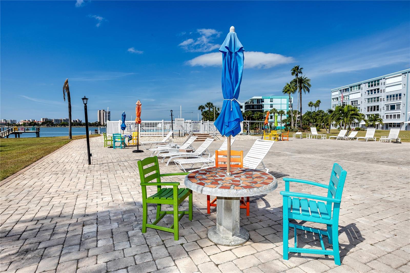 SHORE PLAZA BLDG - Residential