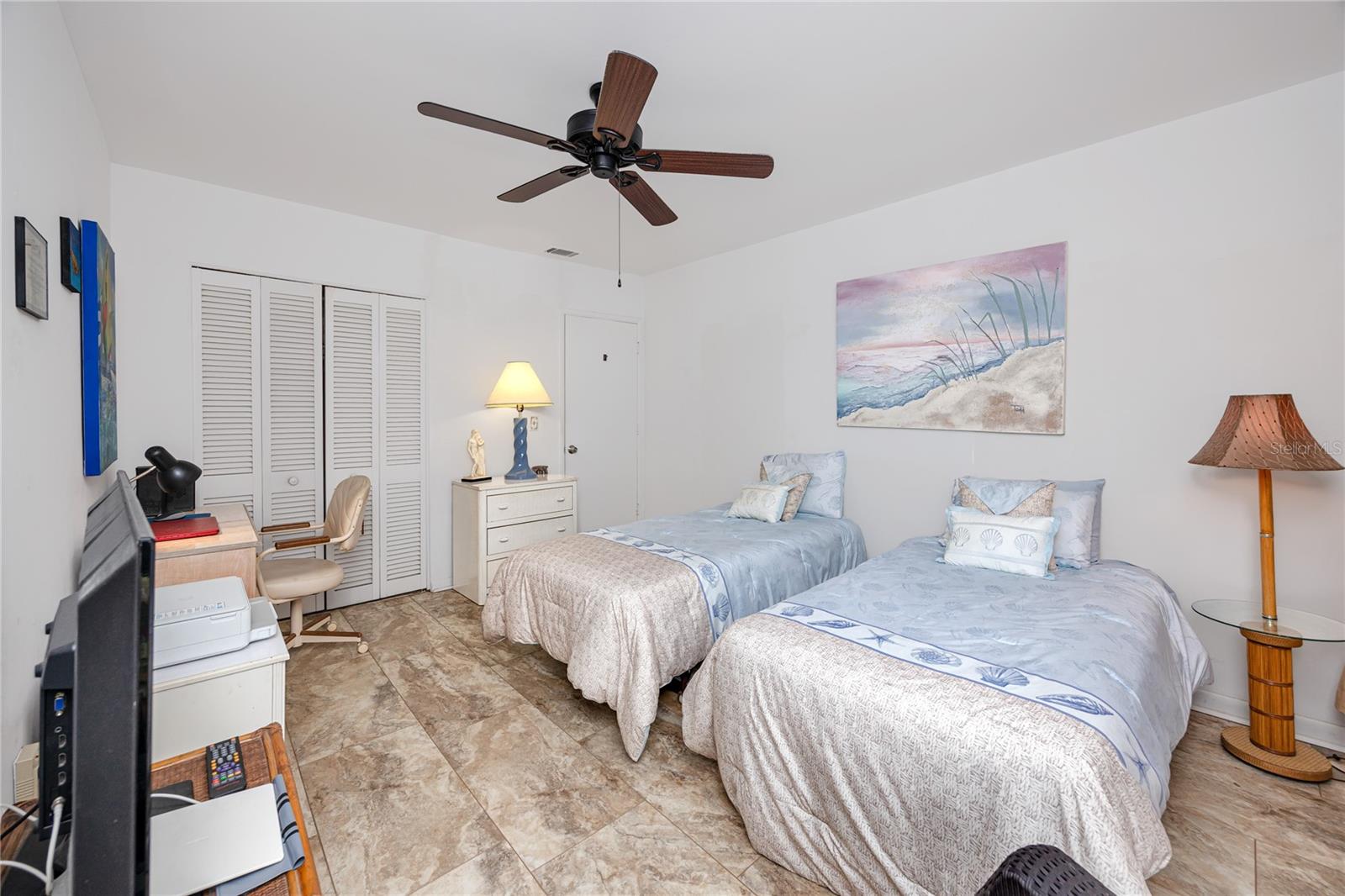 SHORE PLAZA BLDG - Residential