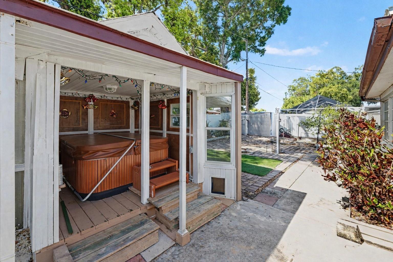 BELLEAIR PARK ESTATES - Residential