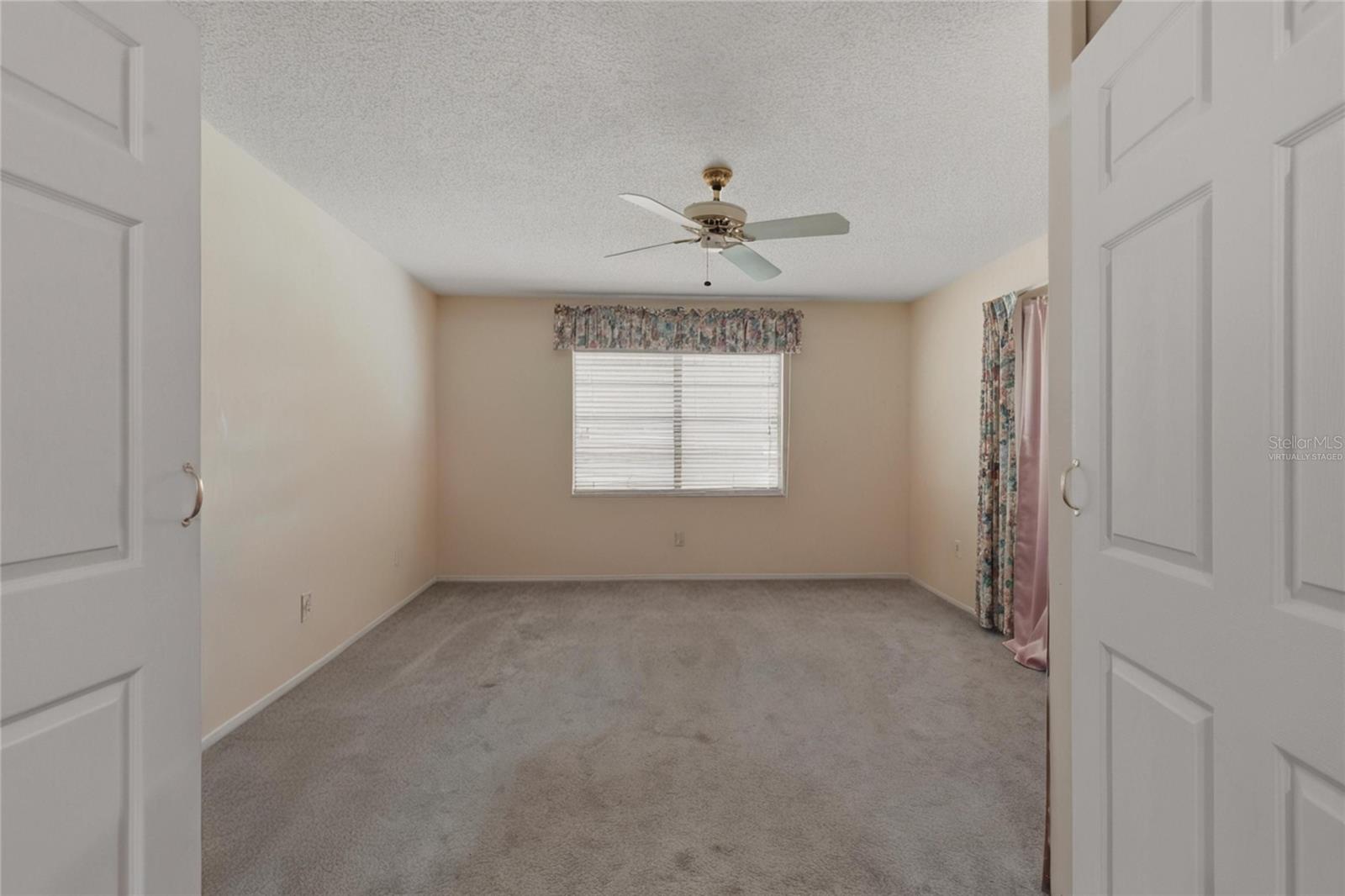 RIVER PKWY SUB - Residential