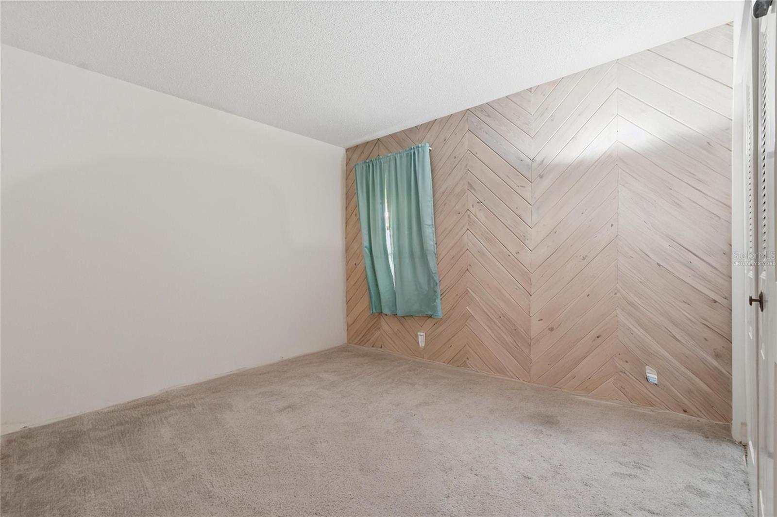 RIVER PKWY SUB - Residential