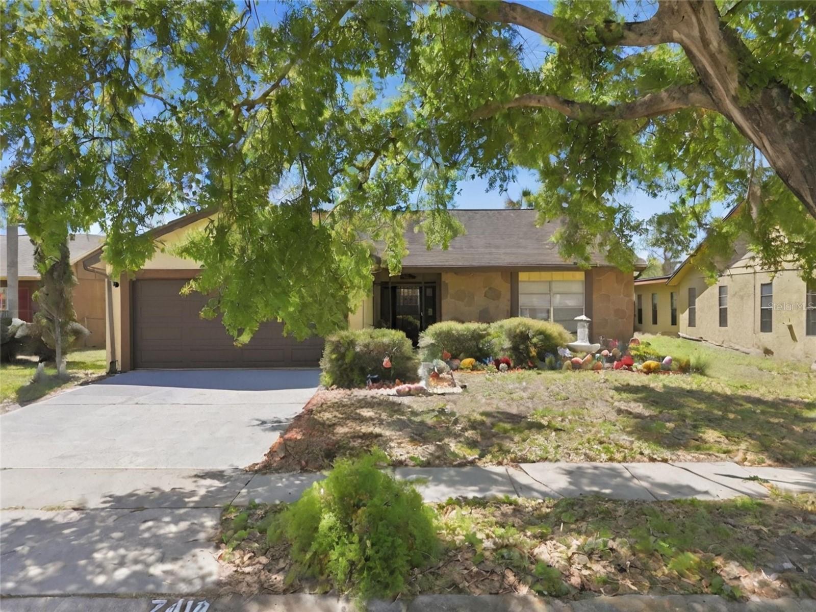 RIVER PKWY SUB - Residential