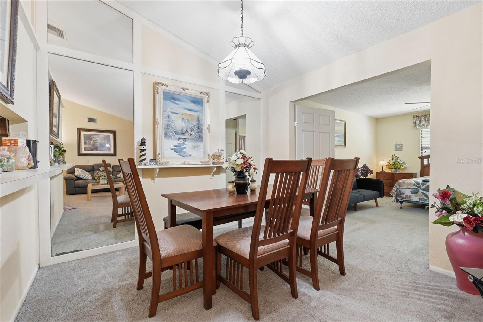 RIVER PKWY SUB - Residential