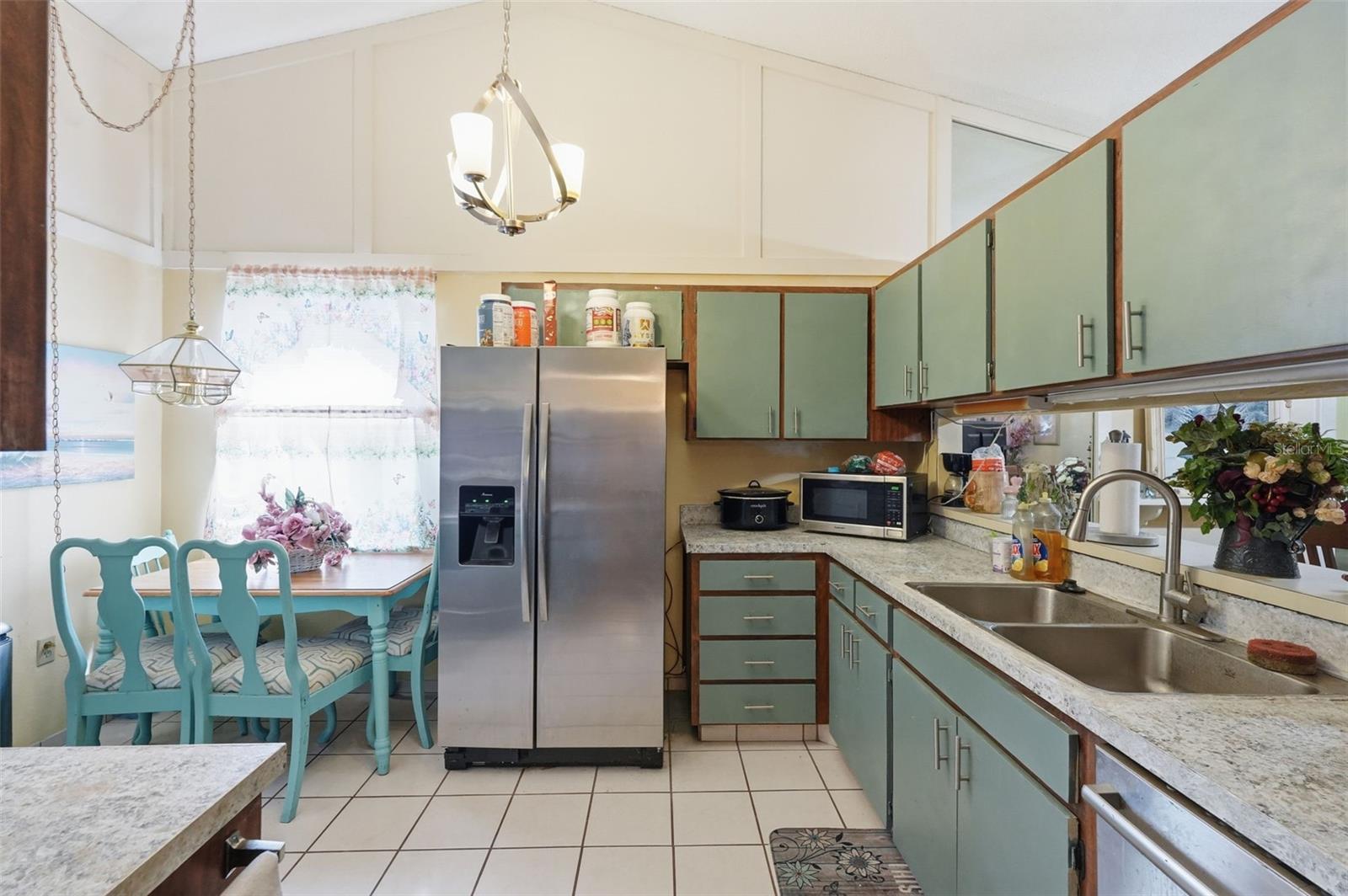 RIVER PKWY SUB - Residential