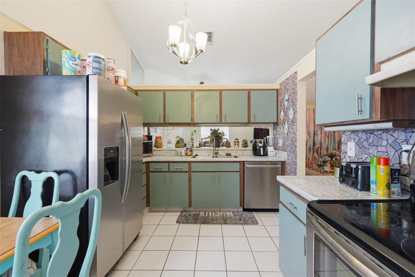 RIVER PKWY SUB - Residential