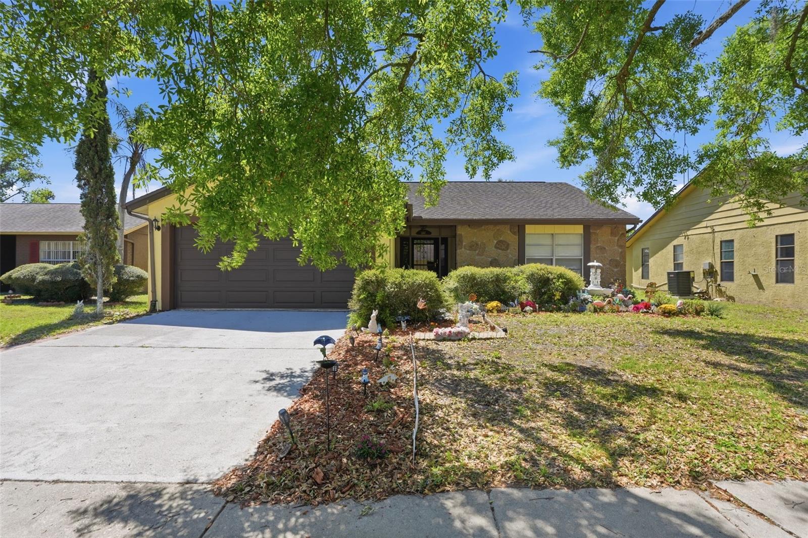 RIVER PKWY SUB - Residential