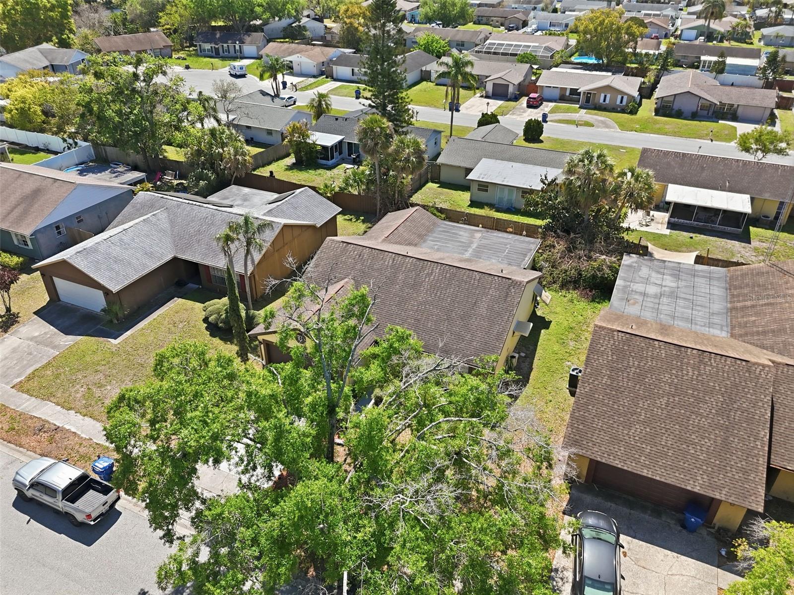 RIVER PKWY SUB - Residential