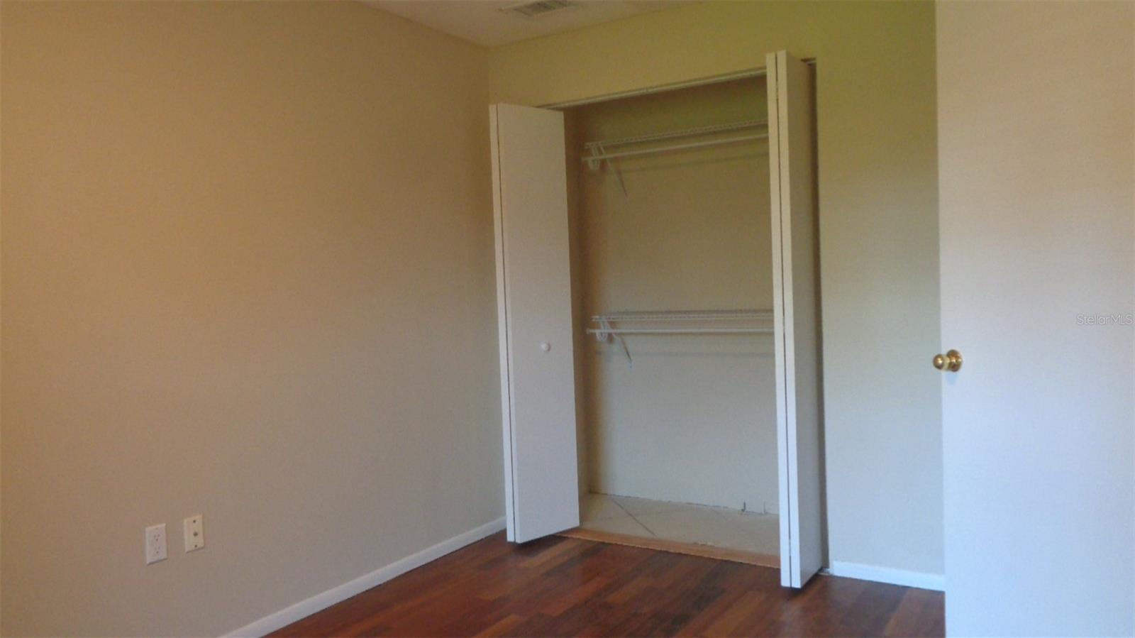 SUMMIT VILLAGE - Residential Lease