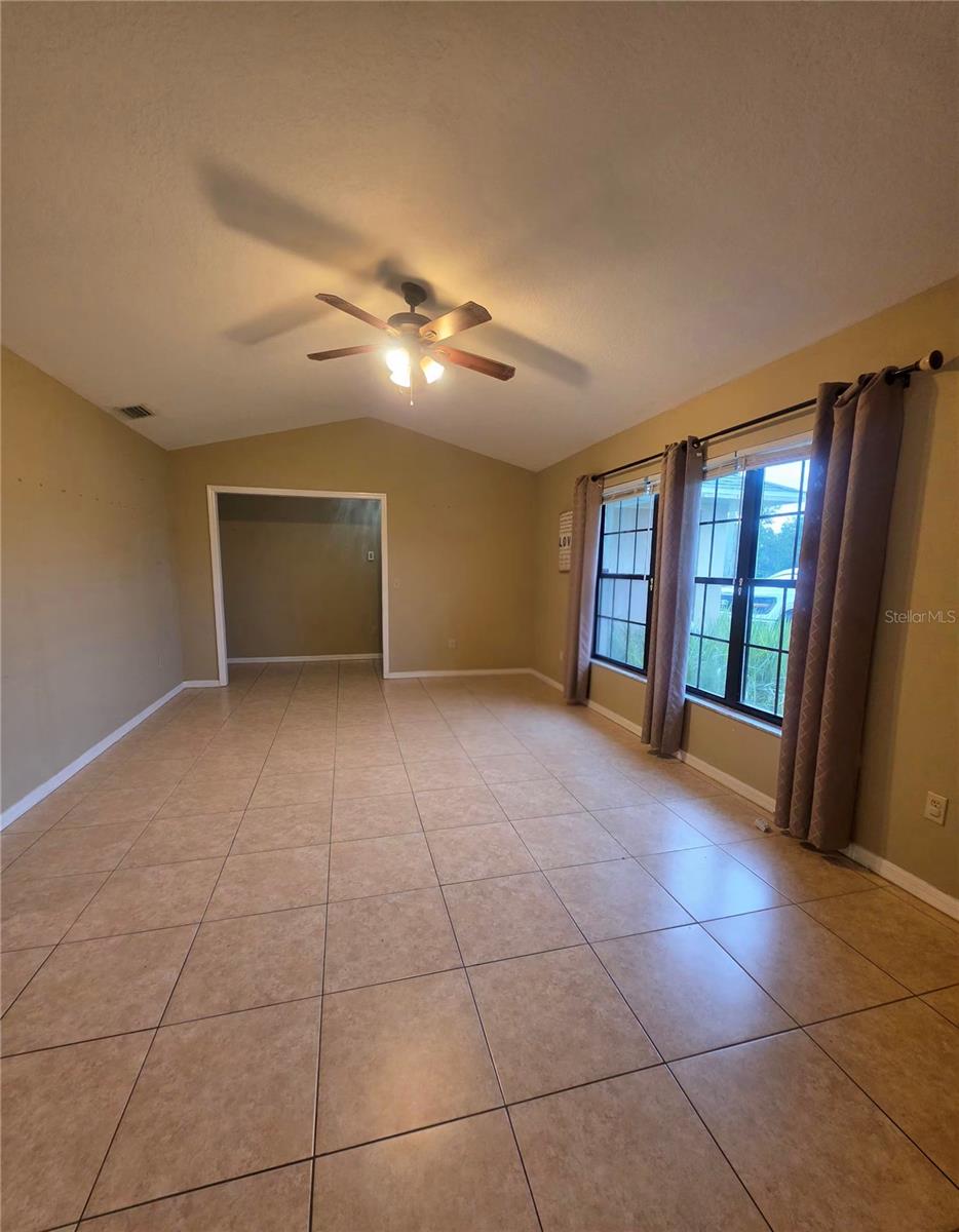125 OAK CIRCLE