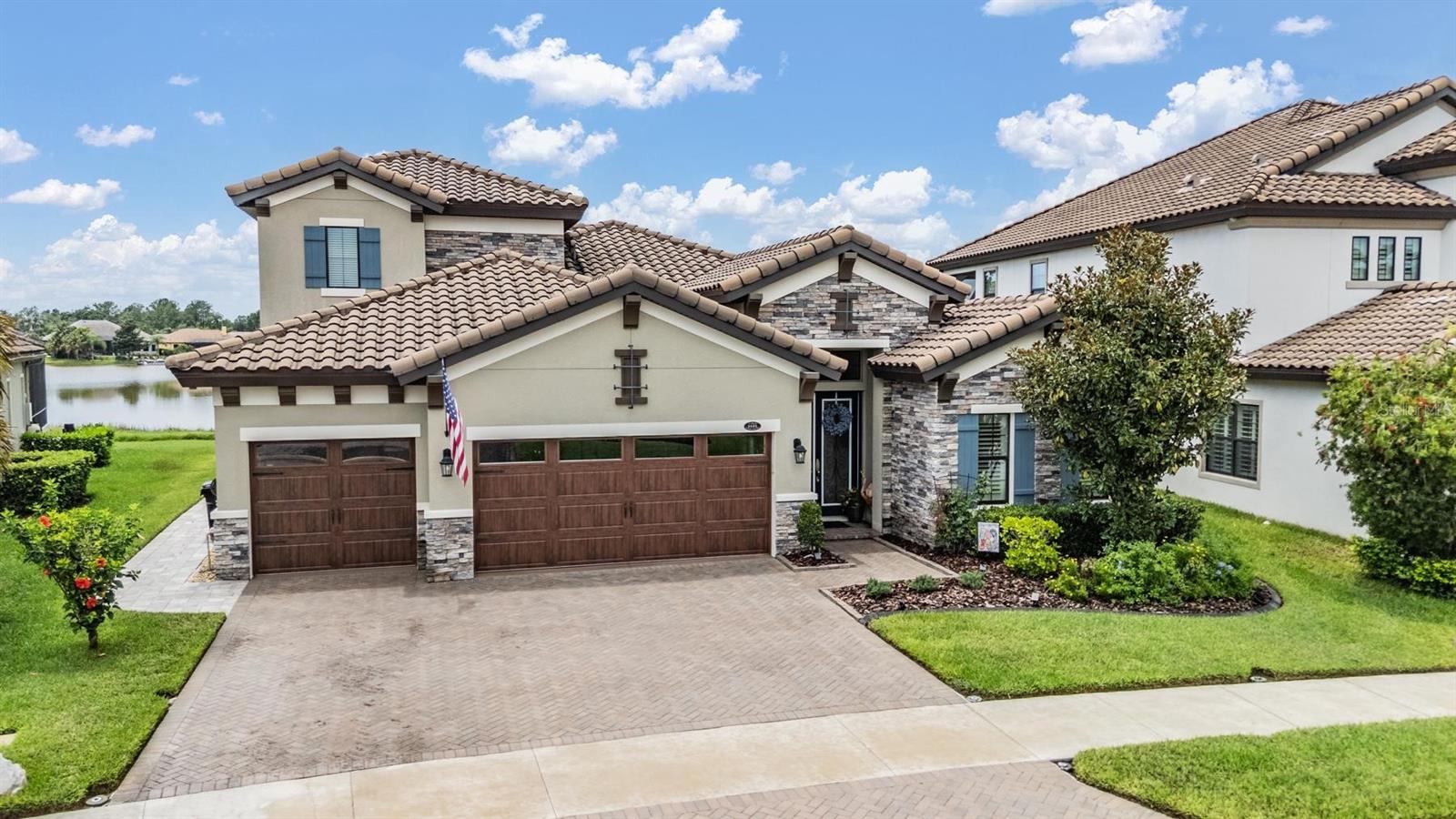 PRISTINE LAKE PRESERVE - Residential